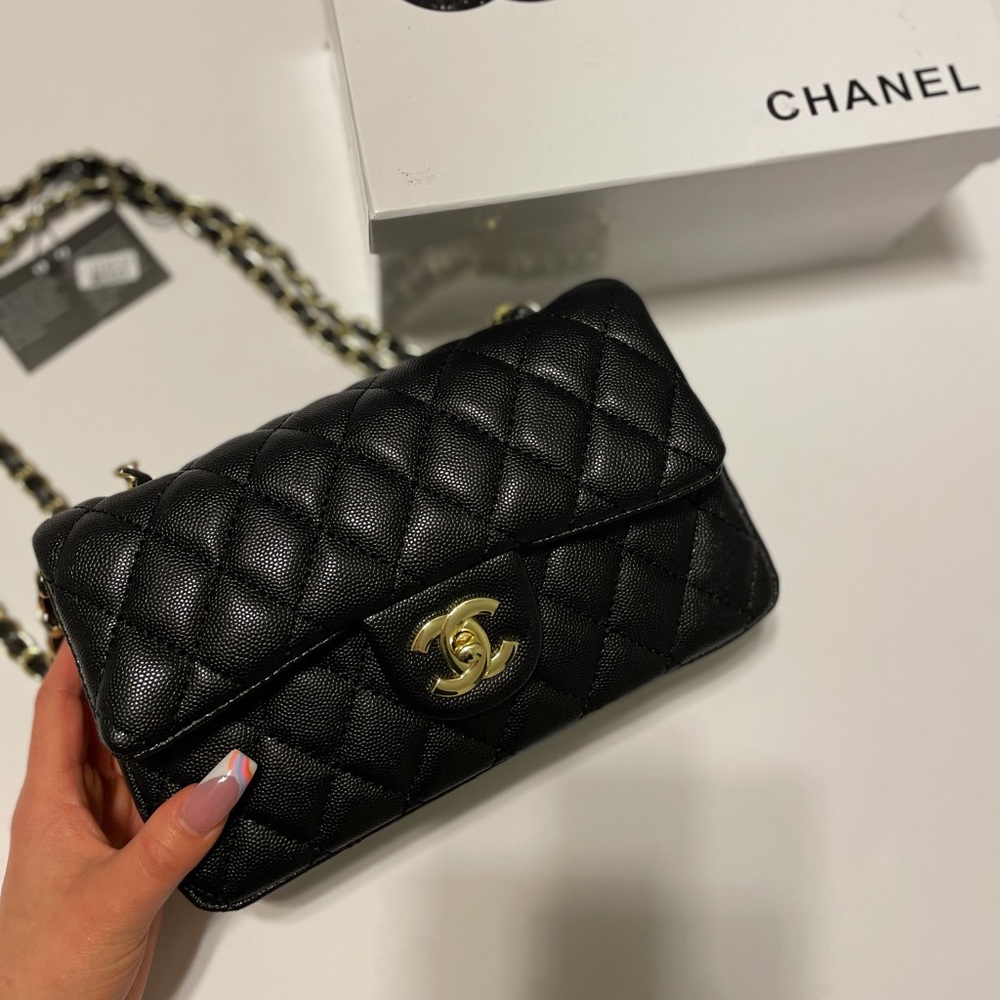 Black cross body purse